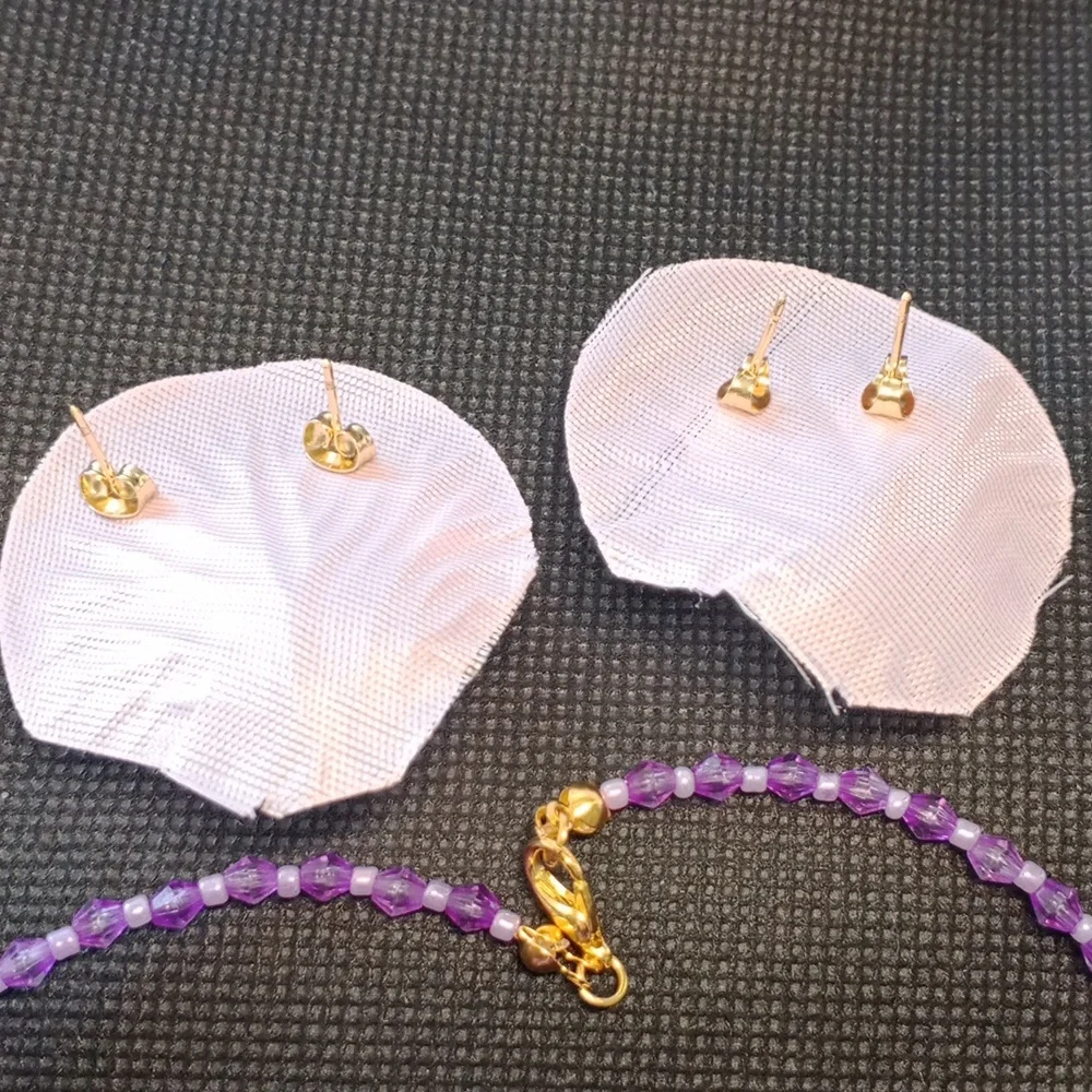 NEW ๐คฉ Purple Beaded Jewelry Set - Picture 3 of 5